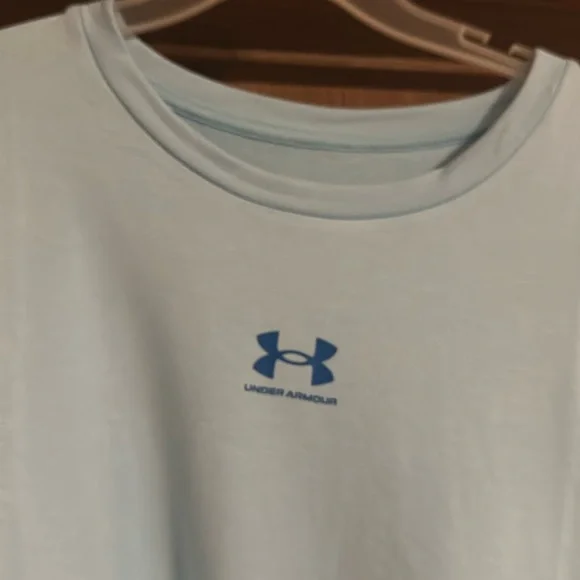 Women’s Under Armour Sweatshirt With Pockets - Picture 2 of 5